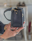 Borsa Shany