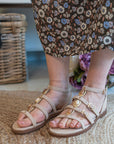 Sandali Lucy
