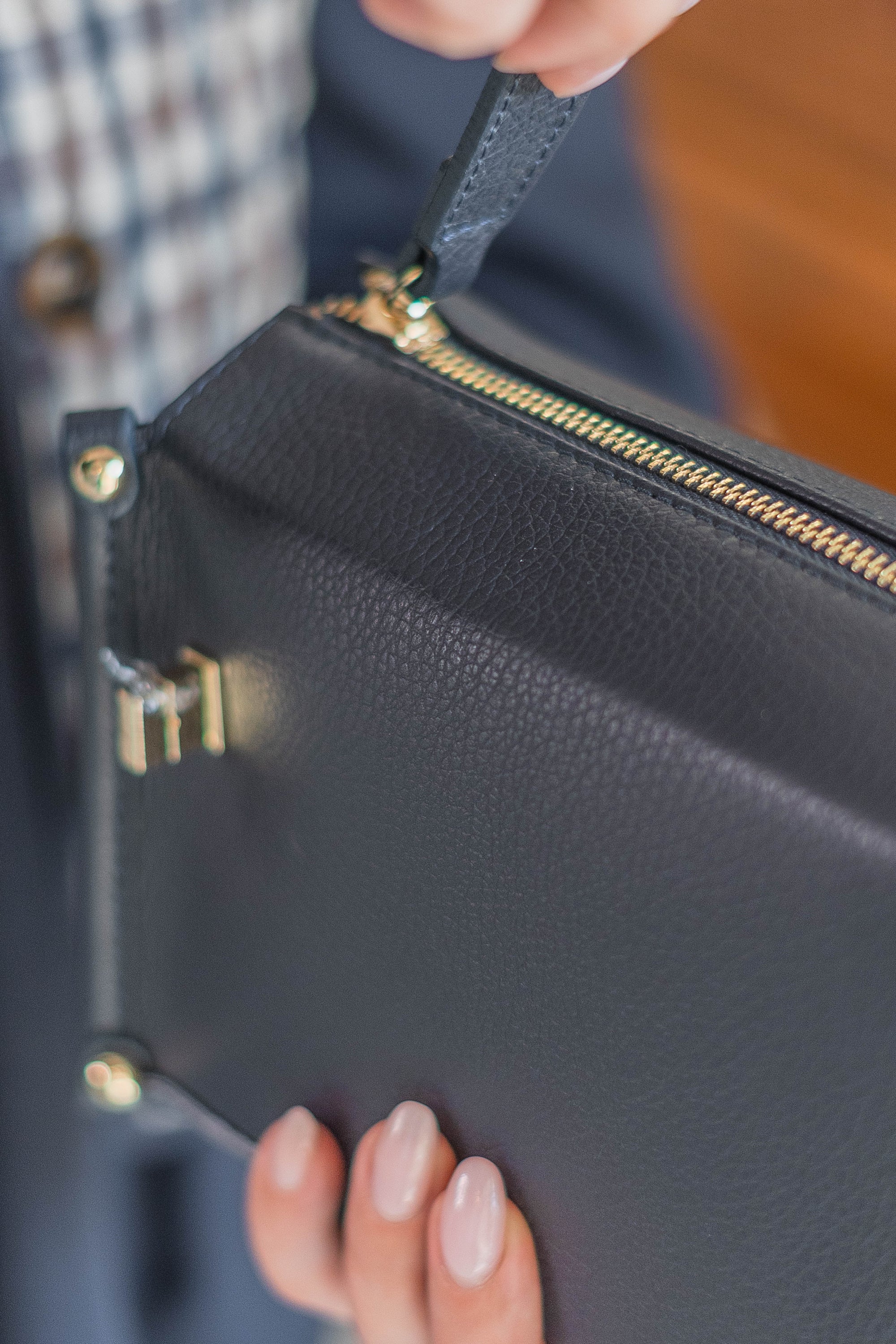 Borsa Shany