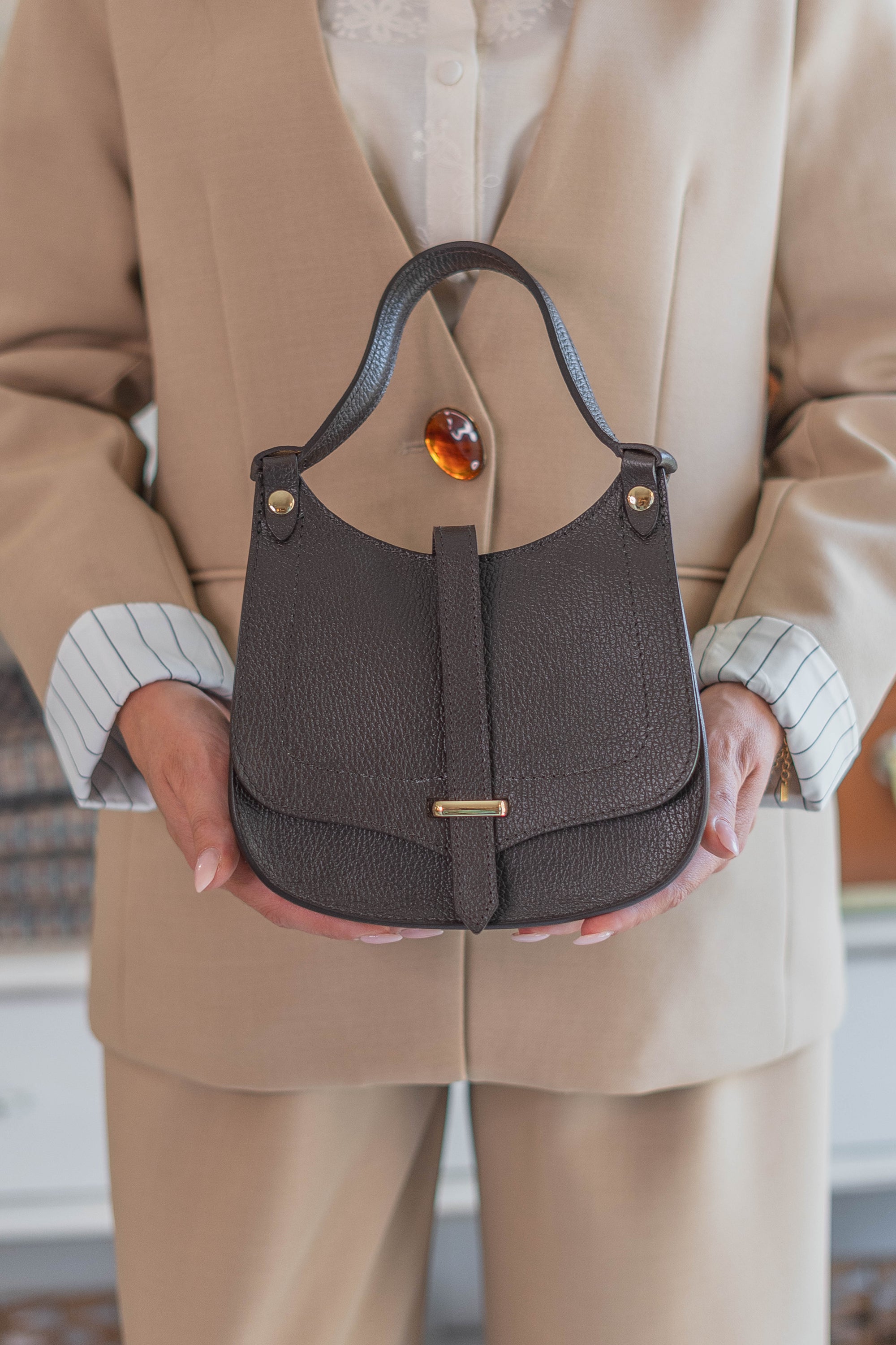 Borsa Shelly