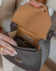 Borsa Shelly