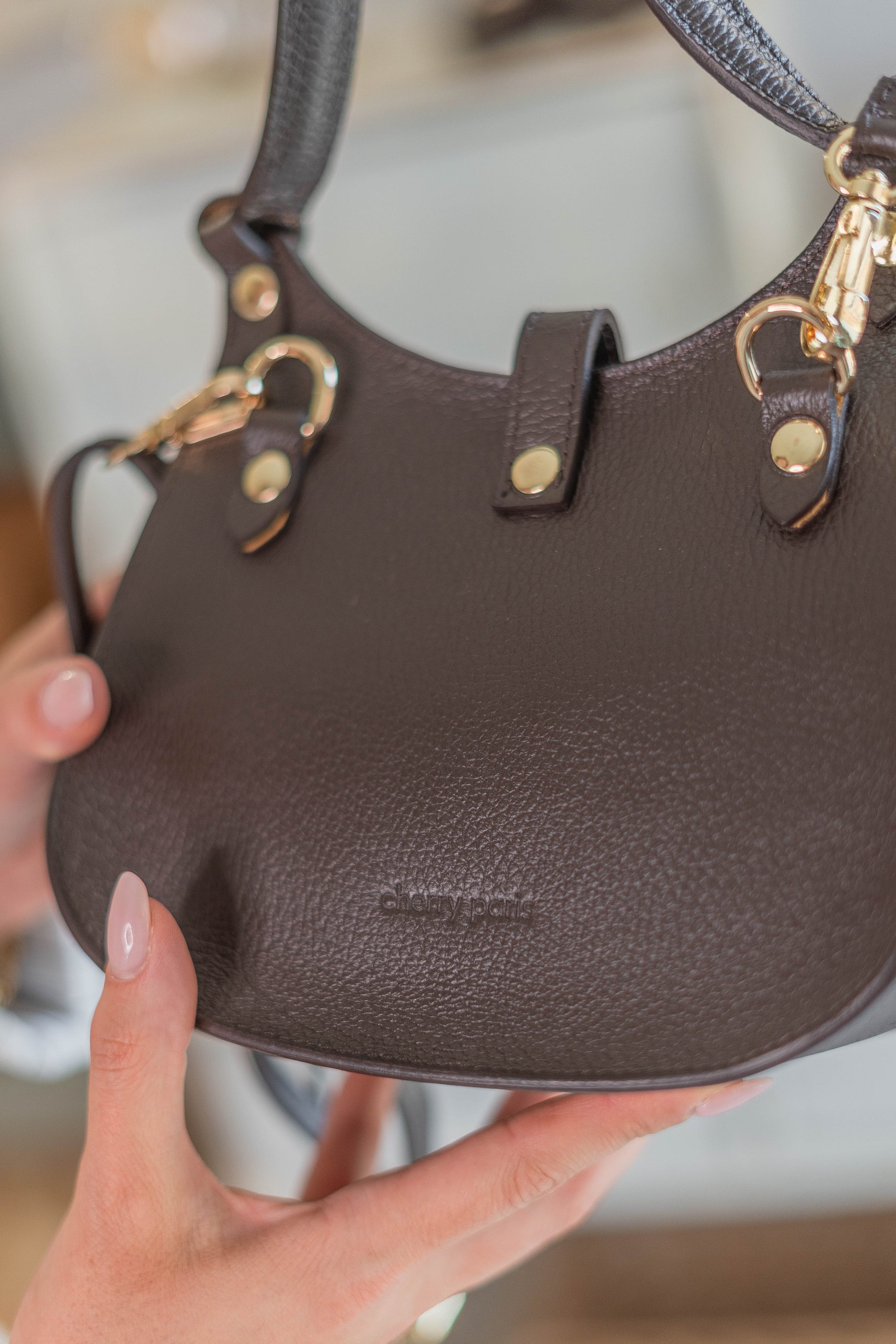 Borsa Shelly
