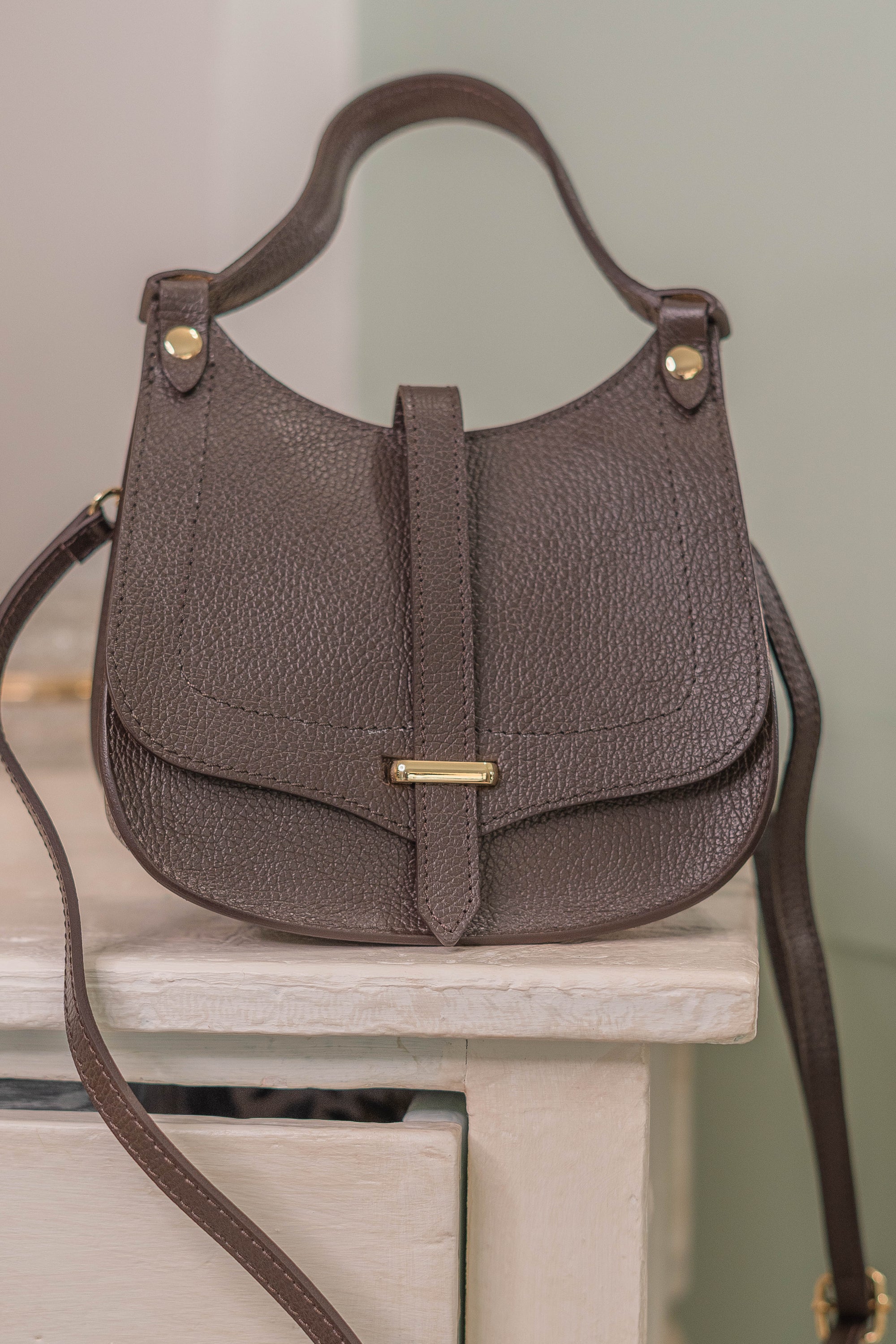 Borsa Shelly