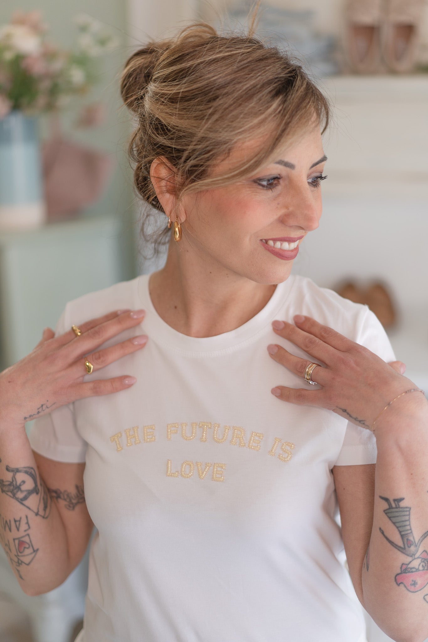 T-shirt The Future is Love