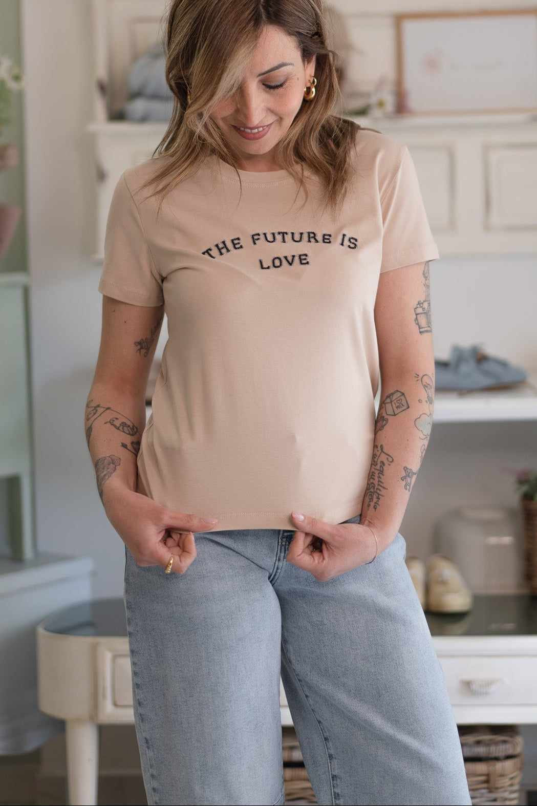 T-shirt The Future is Love