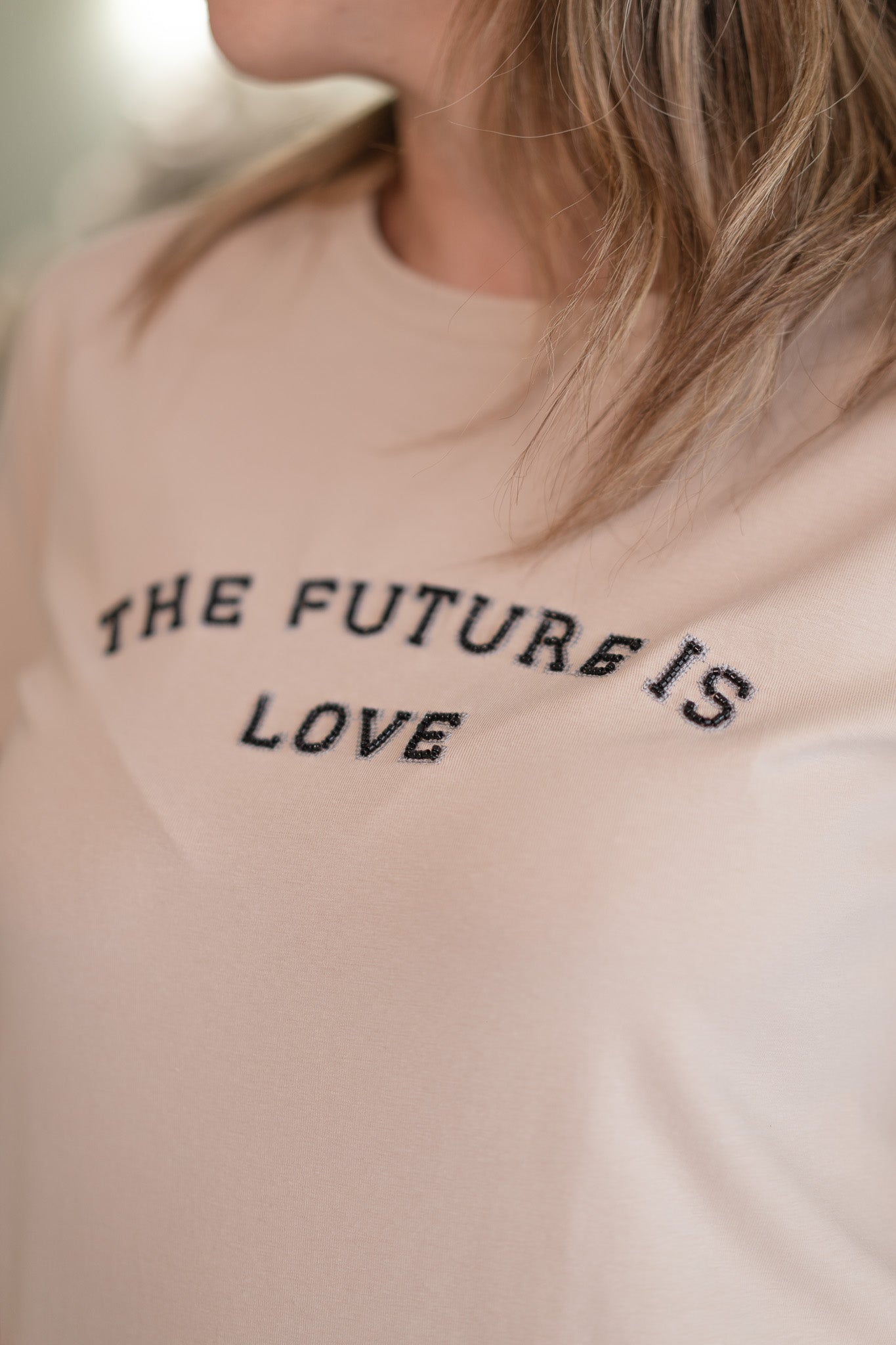 T-shirt The Future is Love