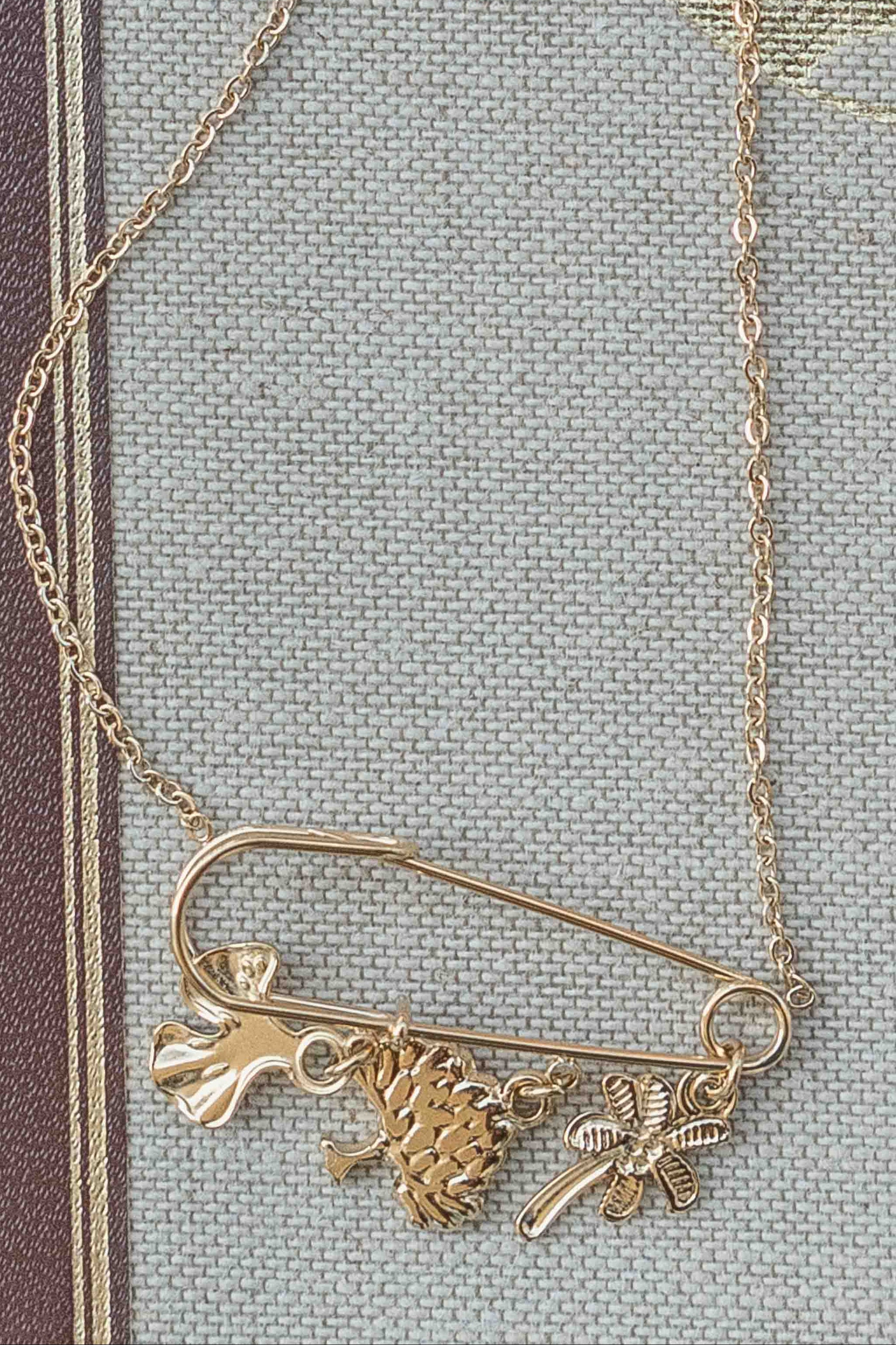 Collana Spilla