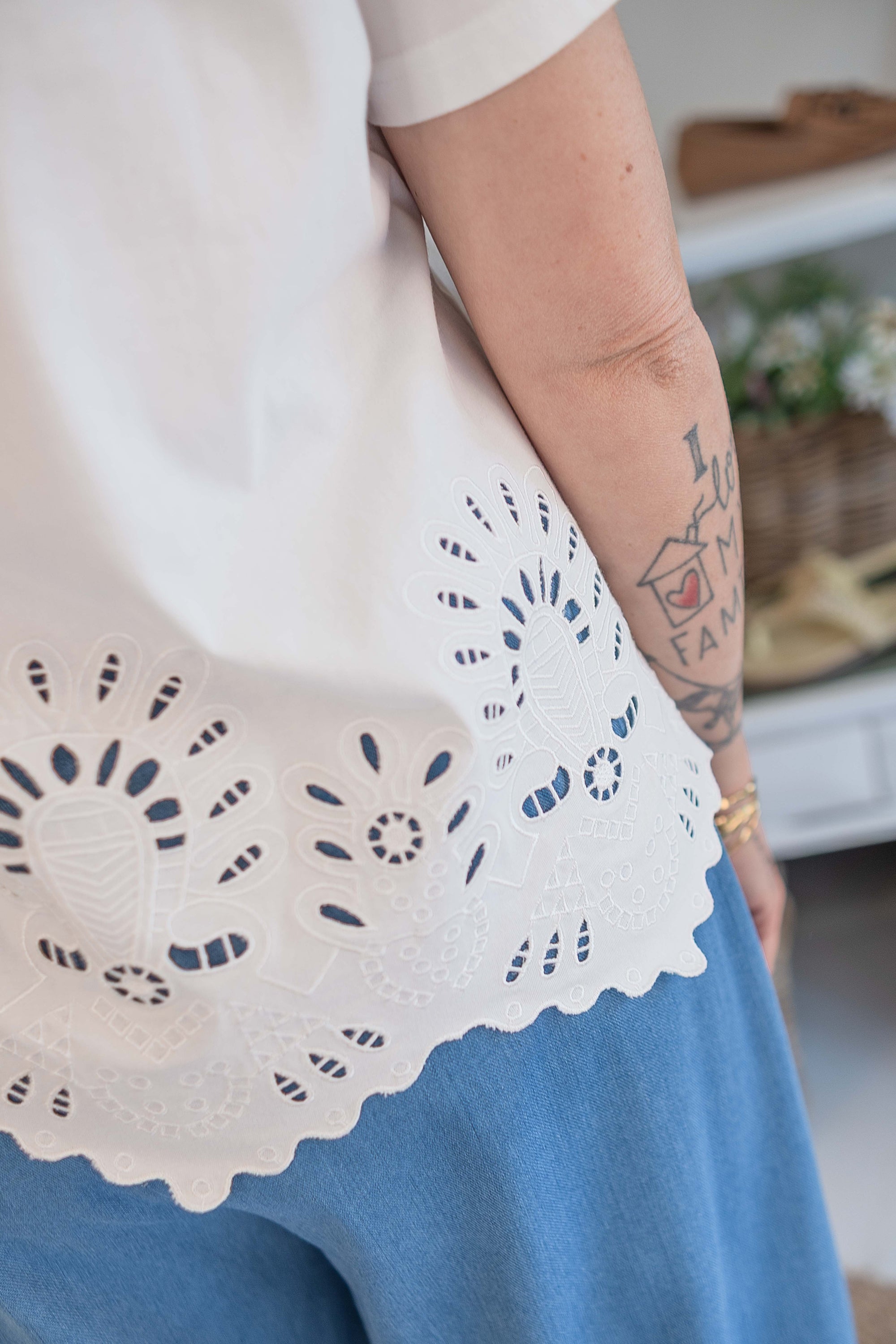 T-shirt Isa